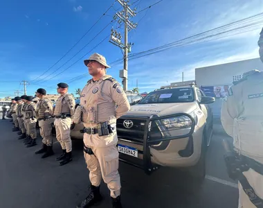 Homem foi detido com réplica de pistola e bens roubados