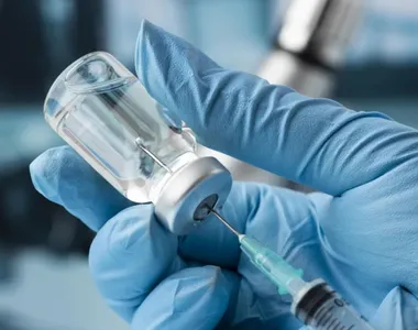 Testes da vacina em humanos foram autorizados pela Anvisa