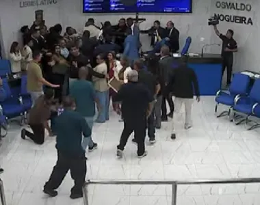 Vereadores se envolveram em confusão que gerou agressão