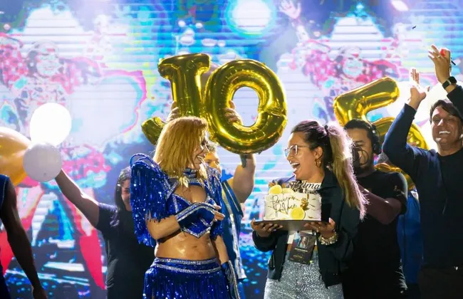 Imagem ilustrativa da imagem Assista: Joelma tem surpresa em cima do palco na cidade de Serrinha