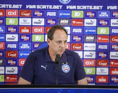 Rogério Ceni criticou a arbitragem de Bahia e Fortaleza