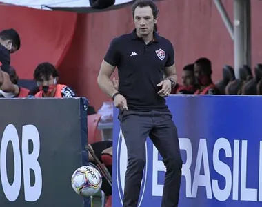 Técnico foi demitido em outubro de 2020