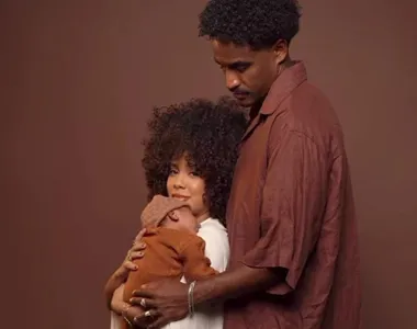 Lore destacou que só trocou o bebê duas vezes