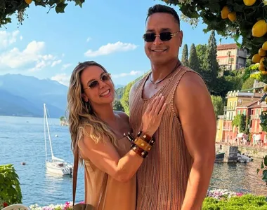 Carla Perez e Xanddy curtiram o verão europeu na Itália