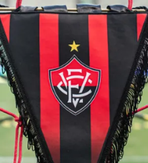 Imagem ilustrativa da imagem Vitória tenta repetir ‘Fórmula Escudero’ para fugir do rebaixamento