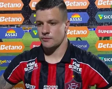 Kayzer desabafou após empate do Vitória