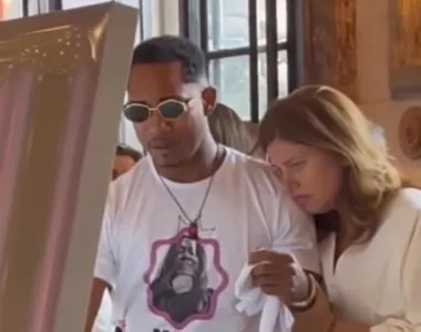 Cantor foi affair da artista