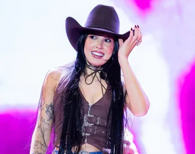 Cantora apareceu sem maquiagem em um vídeo nas redes sociais