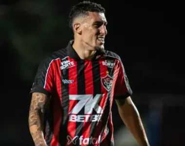 Baralhas é dúvida para o duelo contra o Juventude