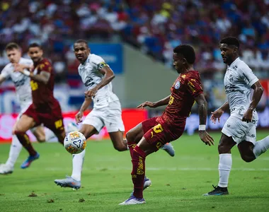 Bahia x Ceará, em partida válida pela semifinal da Copa do Nordeste 2025