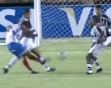 Bahia e Fluminense se enfrentaram em 2007 pelas oitavas de final da Copa do Brasil