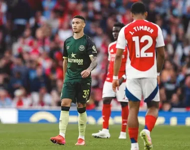 Gustavo Nunes estreou pelo Brentford na Premier League em jogo contra o Arsenal