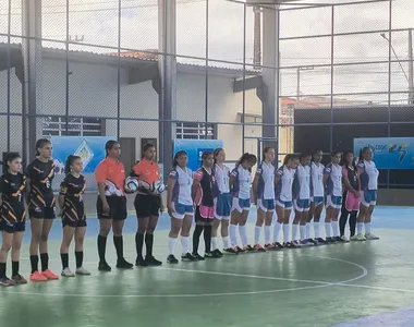 Participam da disputa atletas com idade entre 15 e 18 anos