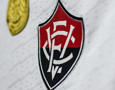 Vitória anunciou contratação de Emerson Sheik