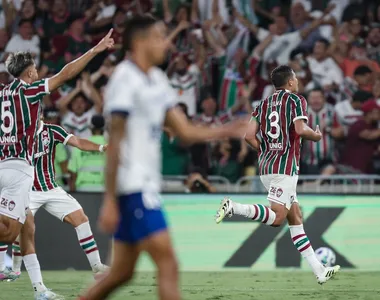 Equipe carioca passou por cima dos baianos e avançou com méritos