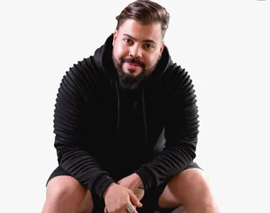 Cantor mineiro Matheus Bala