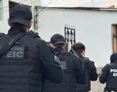 Equipes da Civil cumprindo diligências da Operação Égide