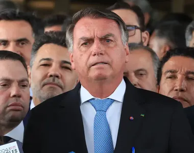 Bolsonaro ficará preso em casa