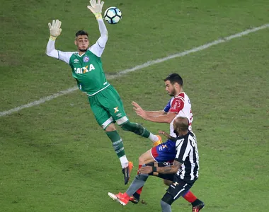 Bruno Silva contra o Bahia