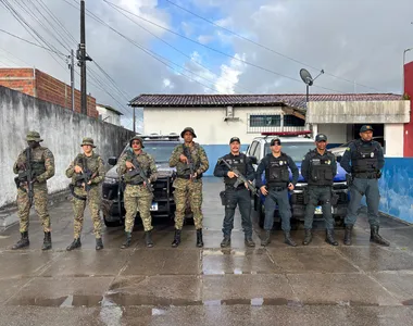 Cerco foi fechado em Juazeiro na manhã desta quinta-feira (7)