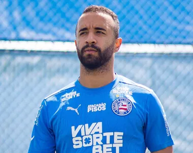 Caio Alexandre treinou na fisioterapia durante a manhã desta sexta-feira (22)