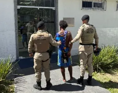 Homem foi detido por uma guarnição da Polícia Militar