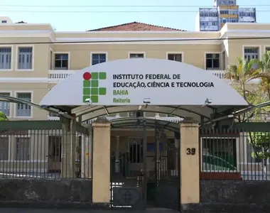Fachada do IFBA