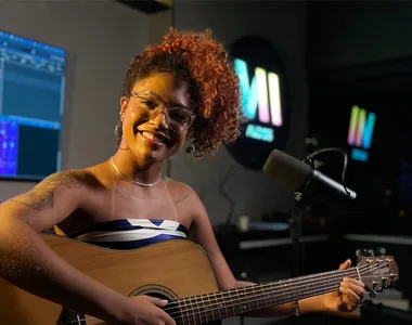 Cantora baiana Íris Menezes