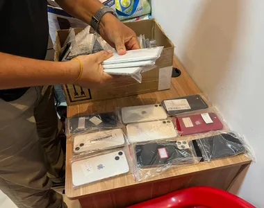 Celulares foram apreendidos em loja de Salvador