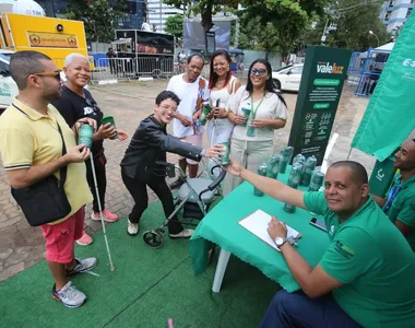 Público ganha brindes so chegar no evento