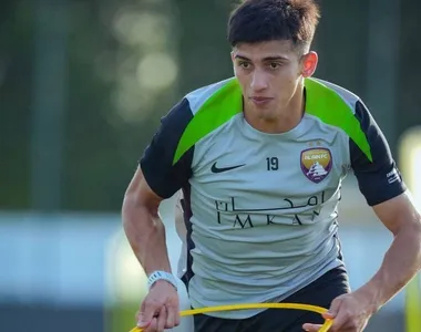 Mateo Sanabria, alvo do Bahia, em ação pelo Al-Ain