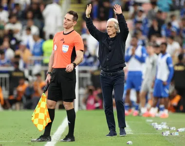 Jorge Jesus está treinando o Al-Nassr