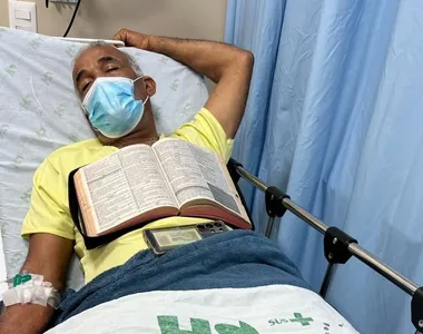 Pastor Sargento Isidório foi internado no Hospital do Subúrbio