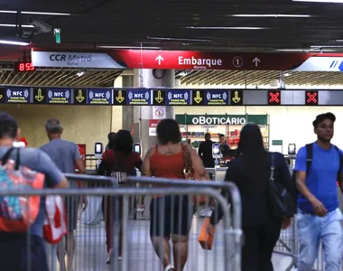 Passageiros do metrô de Salvador