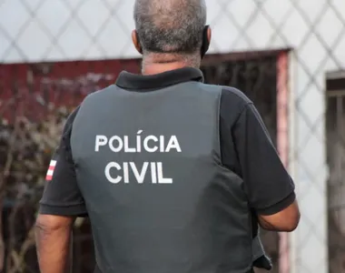 Suspeito chegou a atear fogo em um imóvel