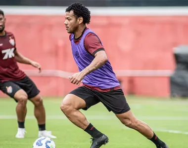 Romarinho deve estrear a partir do duelo contra o Mirassol