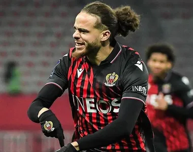 Atacante estava no Nice da França