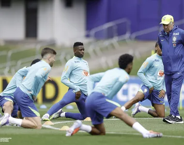 Seleção será bastante modificada para jogo desta noite