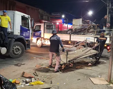 Barracas foram confiscadas pela Semop na quinta-feira (14)