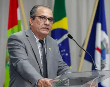 Pastor Silas Malafaia está proibido de deixar o Brasil