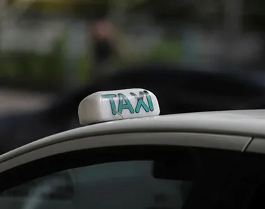 Homem trabalhava como taxista