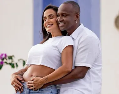 Carol Peixinho e Thiaguinho