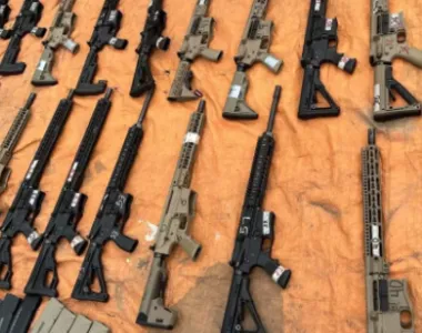Suspeita é de que armas pertencial ao BDM