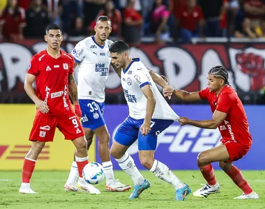 Mesmo eliminado, Bahia lucra alto com Libertadores e Sul-Americana