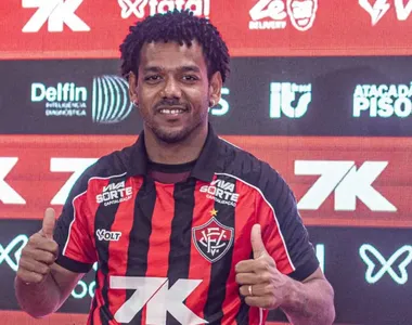 Romarinho, camisa 7 do Vitória