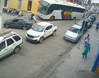Ônibus transportava cerca de 35 alunos da cidade