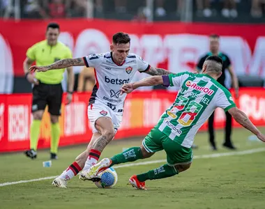Gustavo Mosquito decidiu para o Vitória no jogo contra o Juventude no Brasileirão 2024 no Barradão