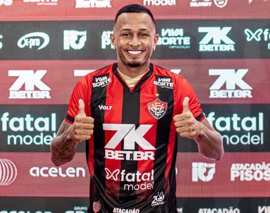 Léo Pereira jogou dez jogos pelo Vitória