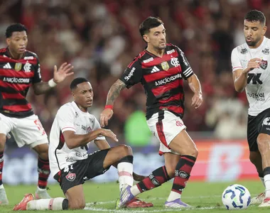 Flamengo goleia Vitória por 8 a 0 e memes tomam conta da web