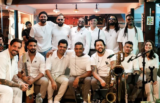 Imagem ilustrativa da imagem Banda EVA grava audiovisual em Salvador com as apostas para o verão